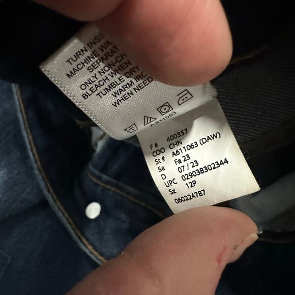 LOGO by Lori Goldstein Petite Shadow Patch Boyfriend Jeans sz 12P - Picture 7 of 8